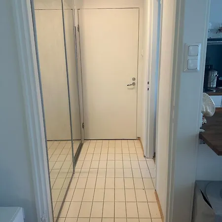 Peaceful Two-room In Roihuvuori * Helsinki