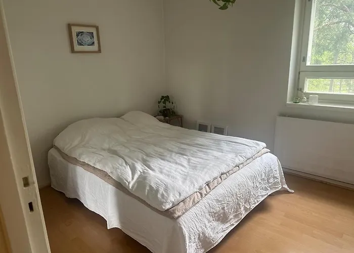 Apartamento Peaceful Two-room In Roihuvuori Helsínquia