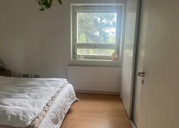 Peaceful Two-room In Roihuvuori Helsínquia